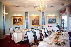 The Taleon Imperial Hotel