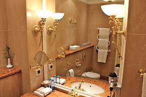 The Taleon Imperial Hotel