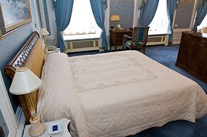 The Taleon Imperial Hotel