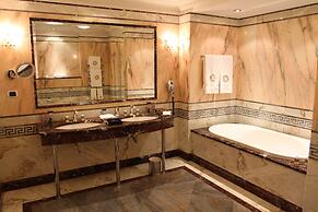 The Taleon Imperial Hotel