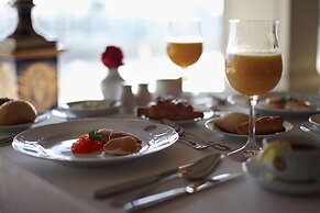 The Taleon Imperial Hotel