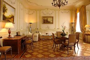 The Taleon Imperial Hotel