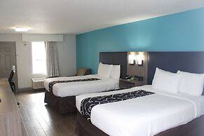 La Quinta Inn & Suites by Wyndham Oceanfront Daytona Beach