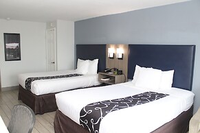 La Quinta Inn & Suites by Wyndham Oceanfront Daytona Beach