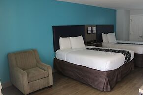 La Quinta Inn & Suites by Wyndham Oceanfront Daytona Beach