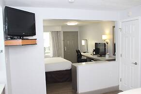 La Quinta Inn & Suites by Wyndham Oceanfront Daytona Beach