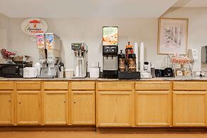 Super 8 by Wyndham Allentown