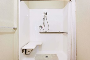 Super 8 by Wyndham Allentown