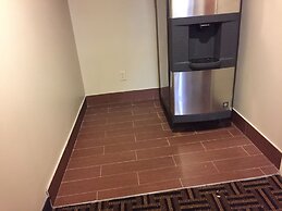 Super 8 by Wyndham Allentown