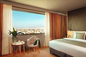 Zeus Wyndham Grand Athens