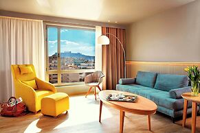 Zeus Wyndham Grand Athens