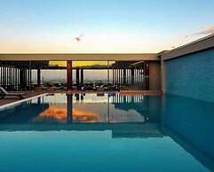 Zeus Wyndham Grand Athens