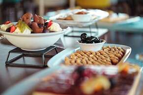 Wyndham Grand Athens