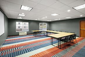 Garner Hotel Brookings by IHG