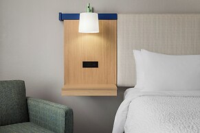 Garner Hotel Brookings by IHG