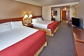 Holiday Inn Express & Suites Brookings by IHG