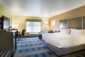 Holiday Inn Express & Suites Brookings by IHG