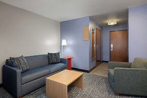 Garner Hotel Brookings by IHG