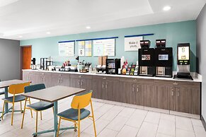 Garner Hotel Brookings by IHG