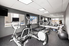 Garner Hotel Brookings by IHG