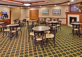 Holiday Inn Express & Suites Brookings by IHG