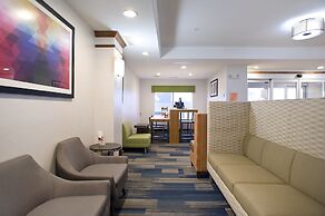 Holiday Inn Express & Suites Brookings by IHG