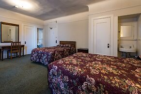 Aida Plaza Hotel