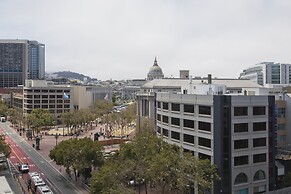 Aida Plaza Hotel
