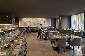 Four Seasons Hotel Cairo at Nile Plaza