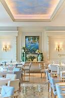 Four Seasons Hotel Cairo at Nile Plaza
