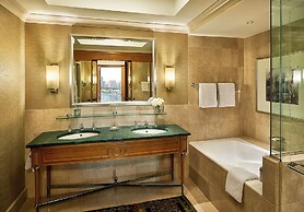 Four Seasons Hotel Cairo at Nile Plaza