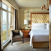 Four Seasons Hotel Cairo at Nile Plaza