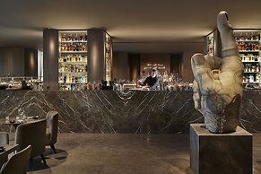 Four Seasons Hotel Cairo at Nile Plaza
