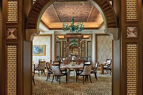 Four Seasons Hotel Cairo at Nile Plaza