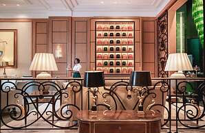 Four Seasons Hotel Cairo at Nile Plaza