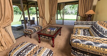 Premier Resort Mpongo Private Game Reserve