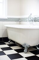 Premier Resort Mpongo Private Game Reserve