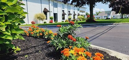 Ambassador Inn & Suites