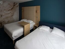 ibis Styles Chinon