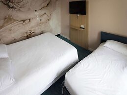 ibis Styles Chinon