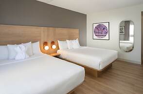 Norwood Hotel
