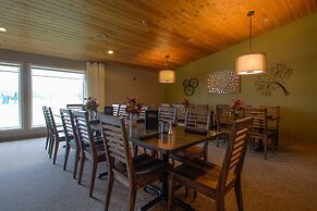 Comfort Suites at Par 4 Resort