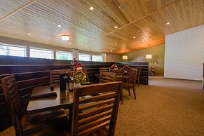 Comfort Suites at Par 4 Resort