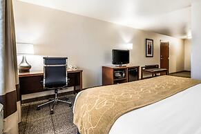 Comfort Suites at Par 4 Resort