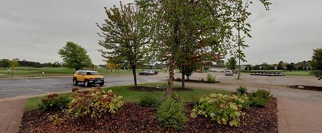 Comfort Suites at Par 4 Resort
