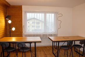Madrisa Lodge