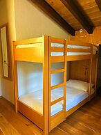 Madrisa Lodge