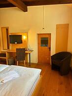 Madrisa Lodge