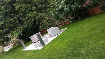 Les Jardins De La Glaciere