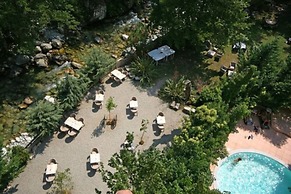 Les Jardins De La Glaciere